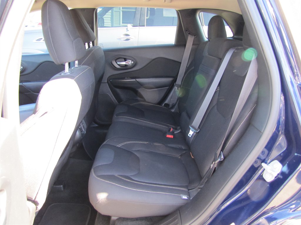 2016 Jeep Cherokee - $10,495