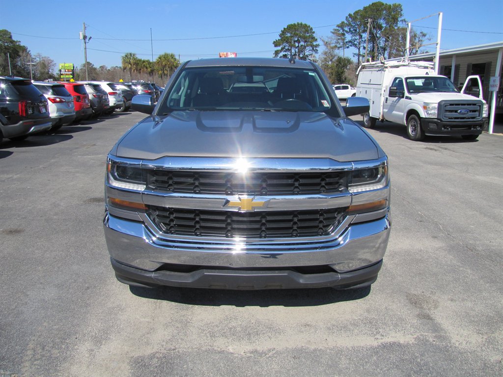 2017 Chevrolet Silverado 1500 - $17,995