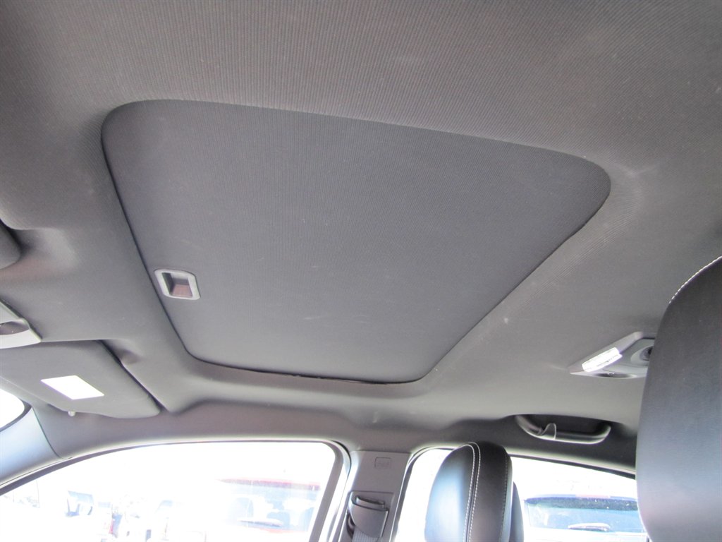 2014 Chrysler 200 - $7,995