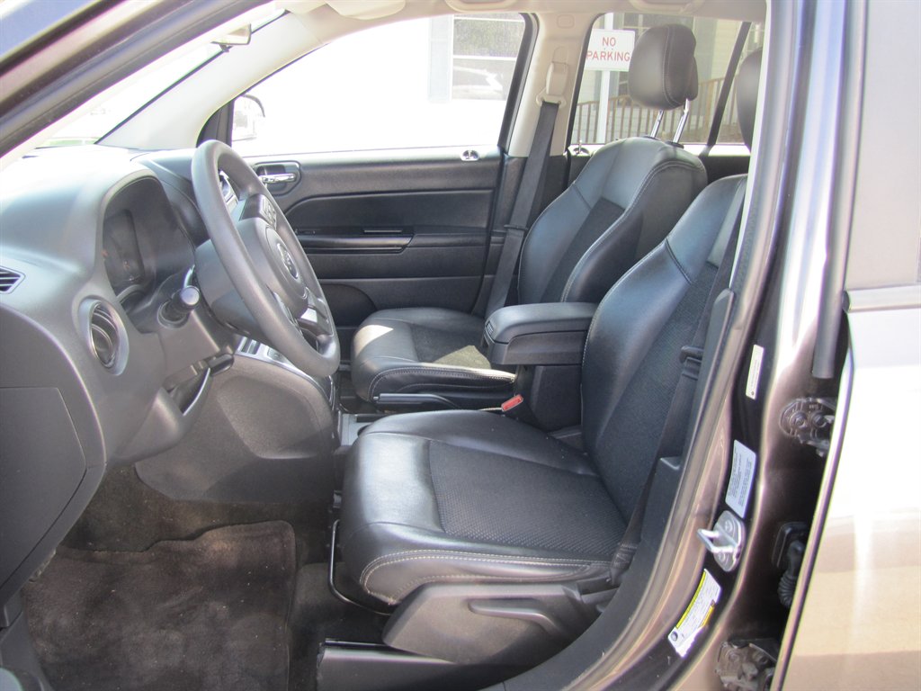 2015 Jeep Compass - $8,995