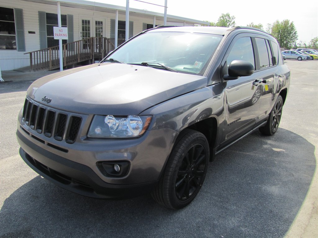 2015 Jeep Compass - $8,995