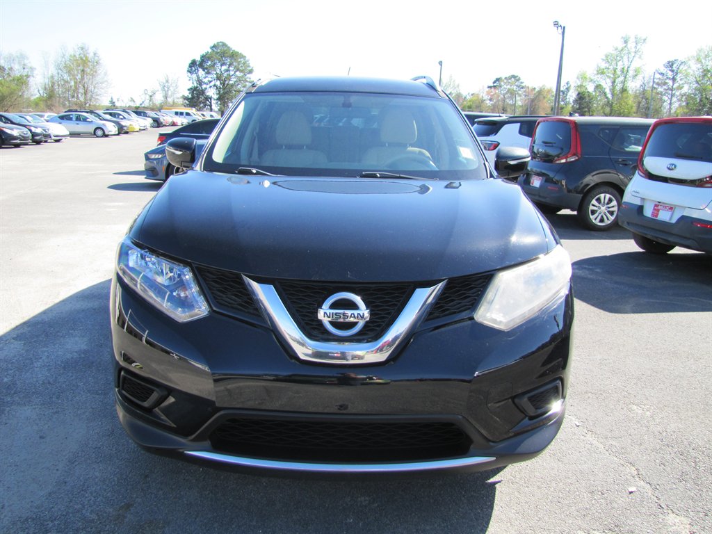 2015 Nissan Rogue - $9,995