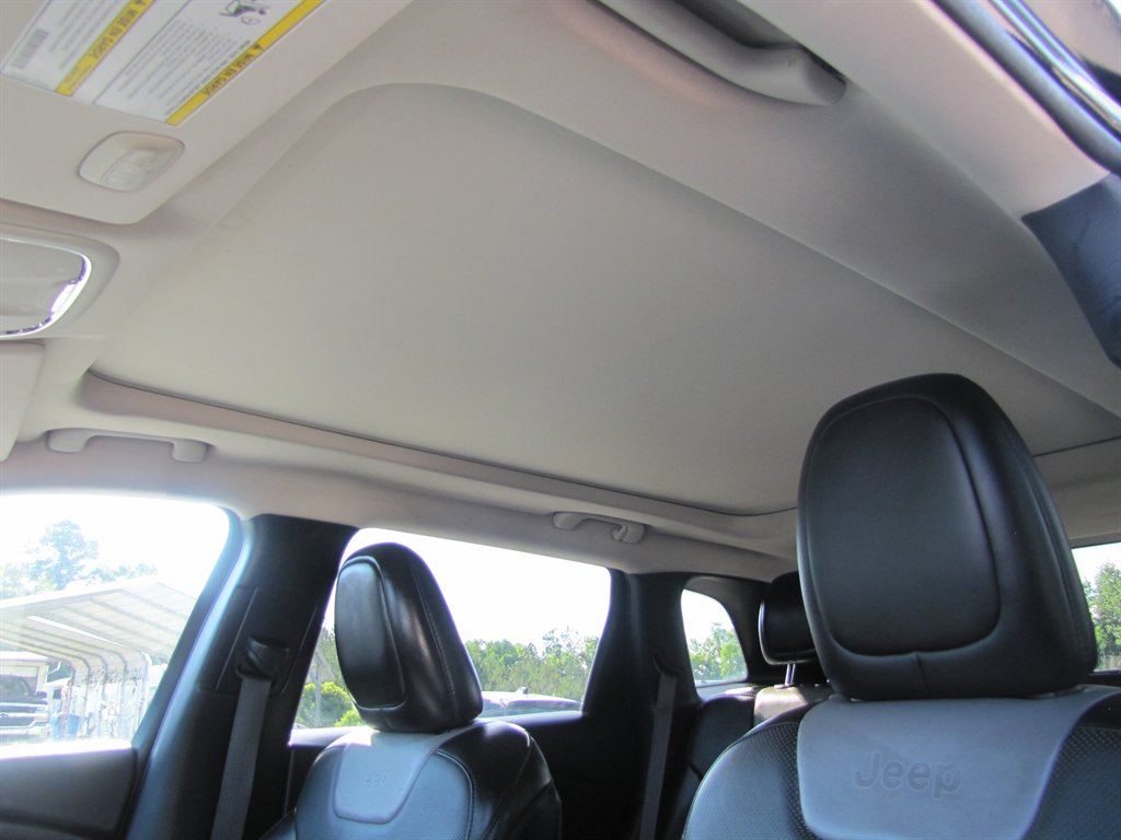 2014 Jeep Cherokee - $10,995
