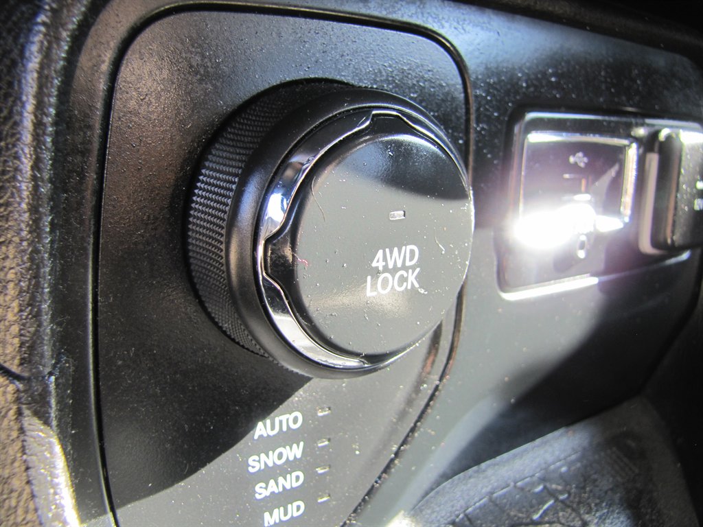 2017 Jeep Renegade - $10,495
