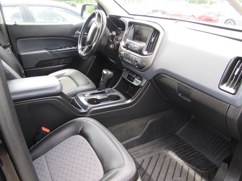 2017 Chevrolet Colorado - $18,995