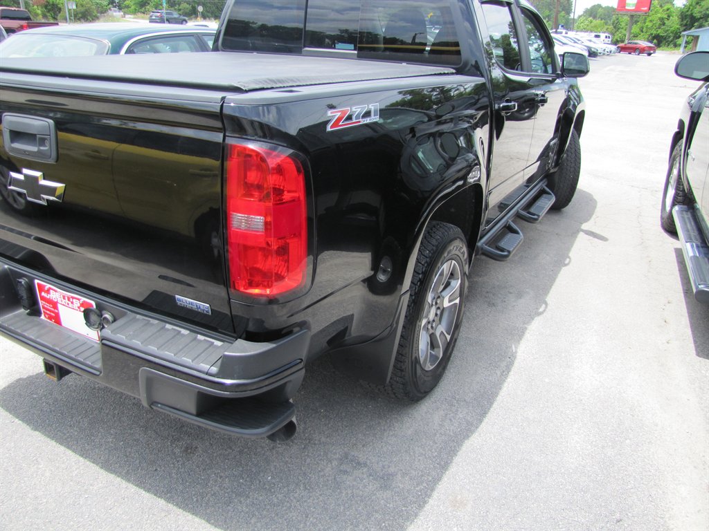 2017 Chevrolet Colorado - $18,995