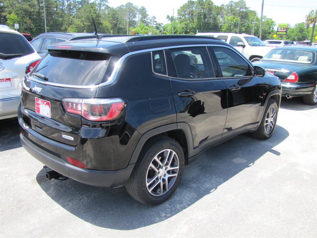 2018 Jeep Compass - $11,995