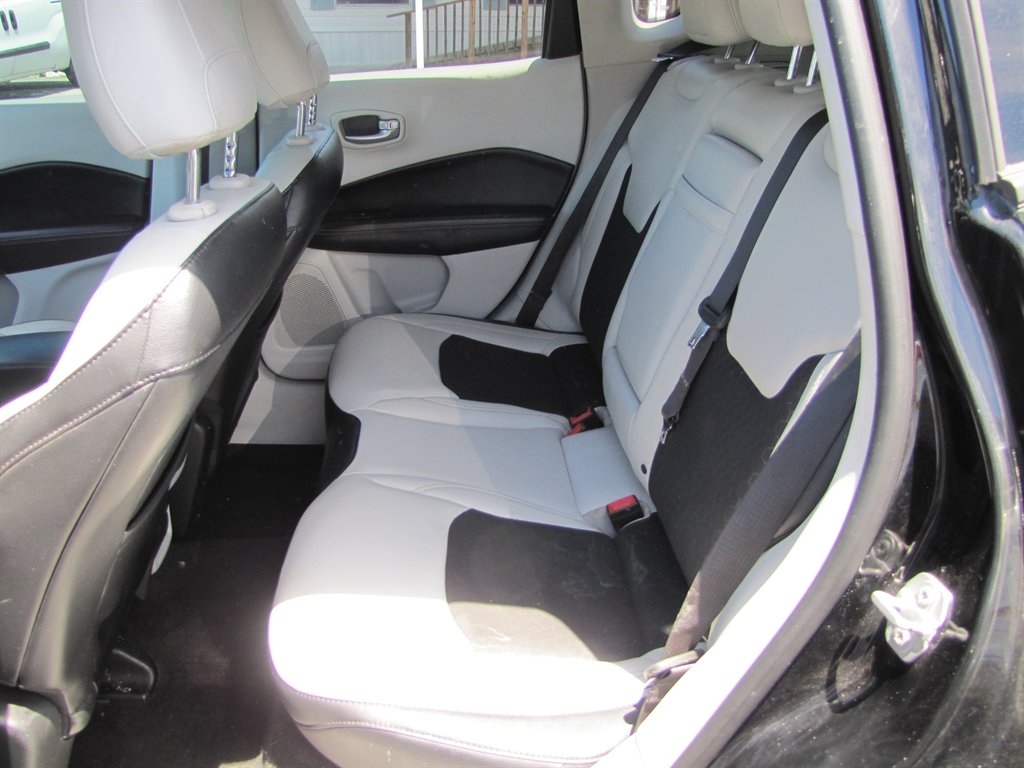 2018 Jeep Compass - $11,995