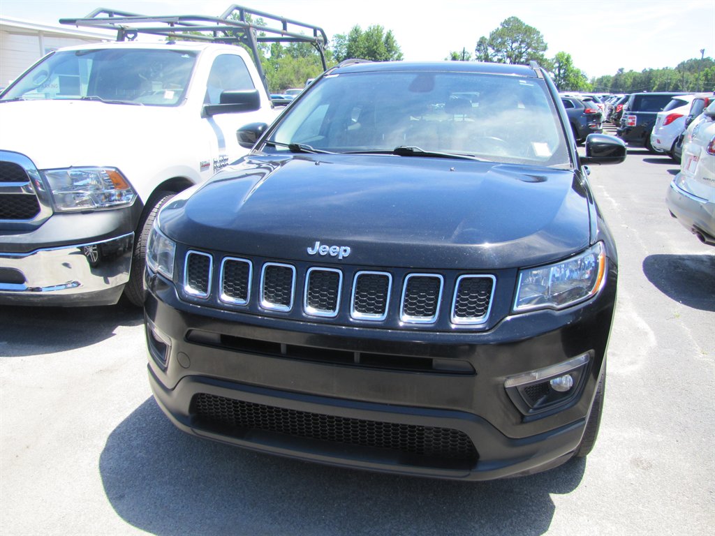 2018 Jeep Compass - $11,995