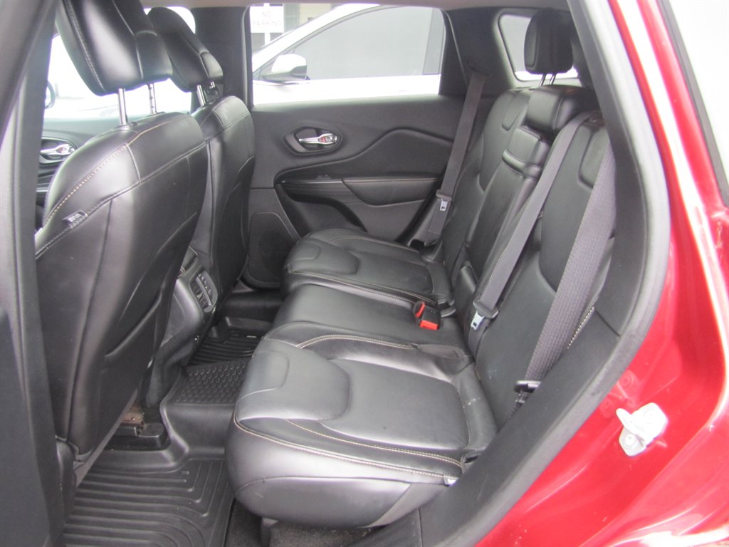2016 Jeep Cherokee - $11,995