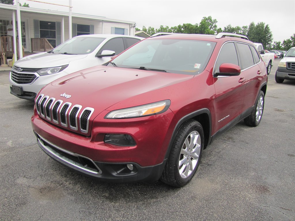 2016 Jeep Cherokee - $11,995