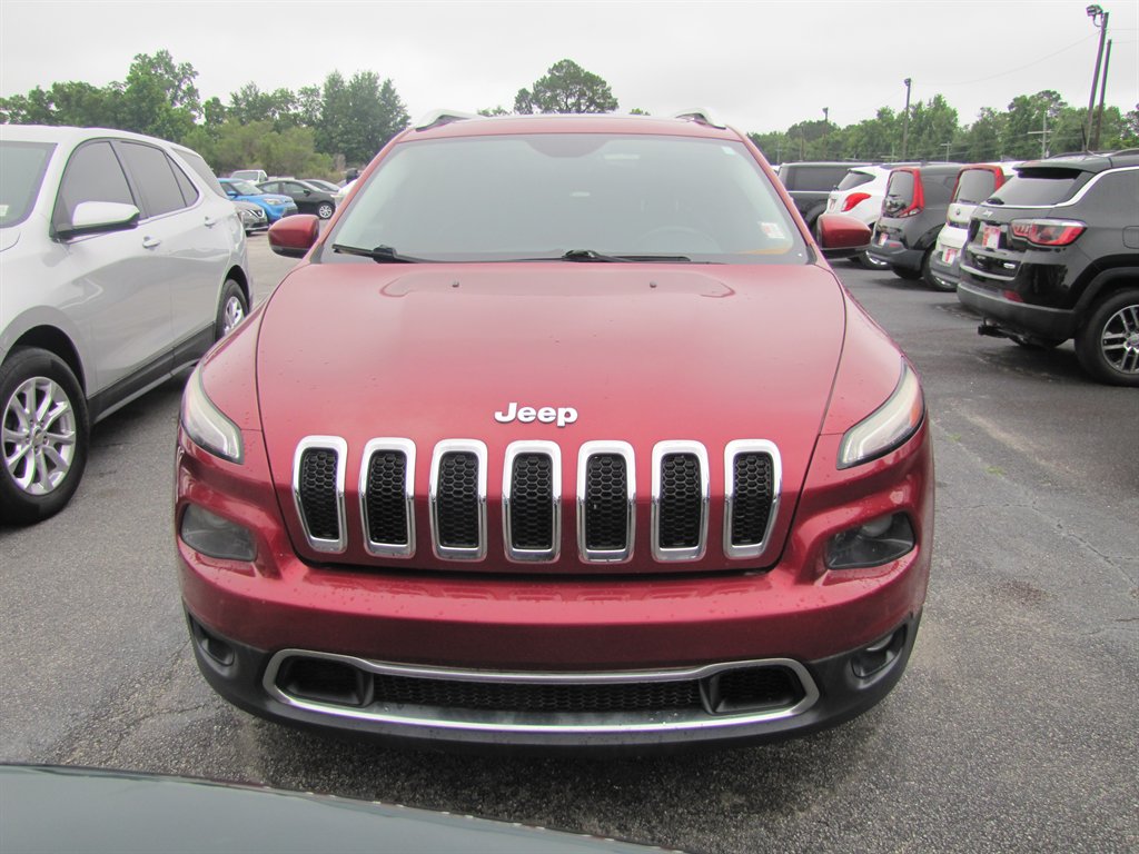 2016 Jeep Cherokee - $11,995
