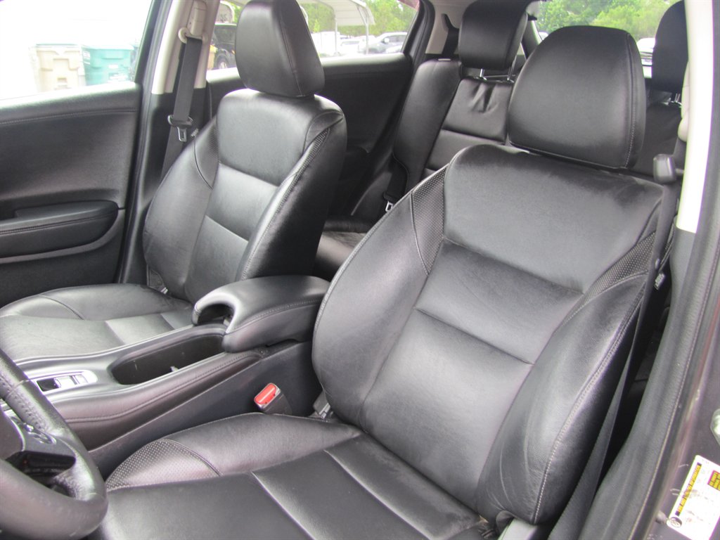 2017 Honda HR-V - $16,995