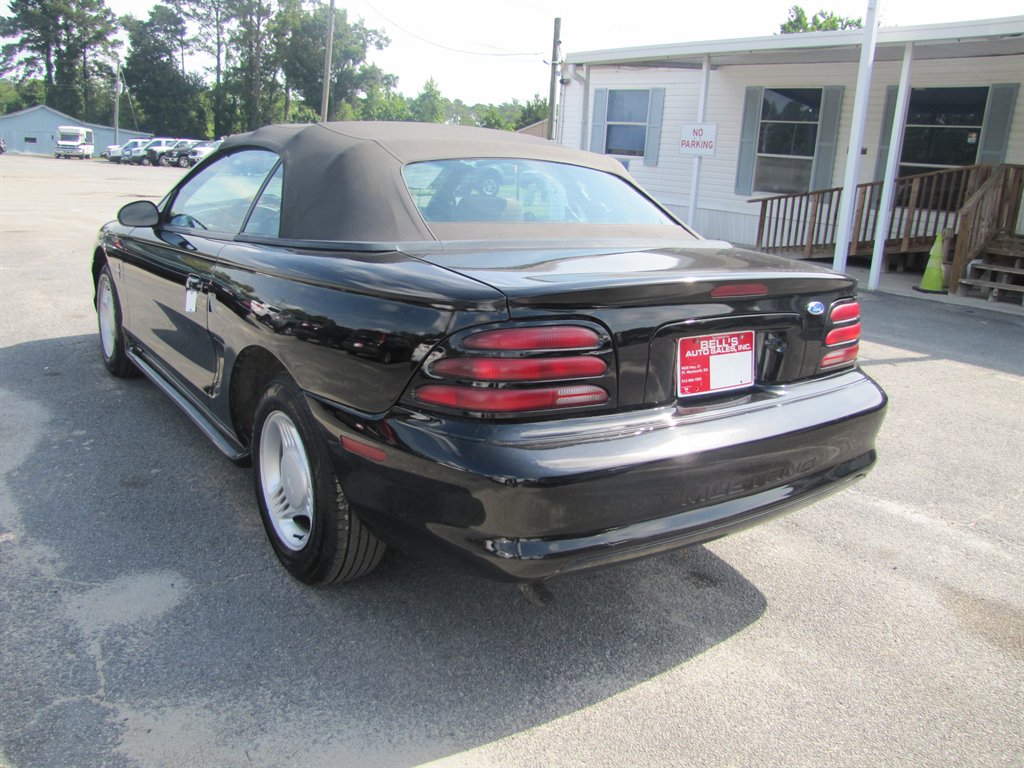 1995 Ford Mustang - $6,995