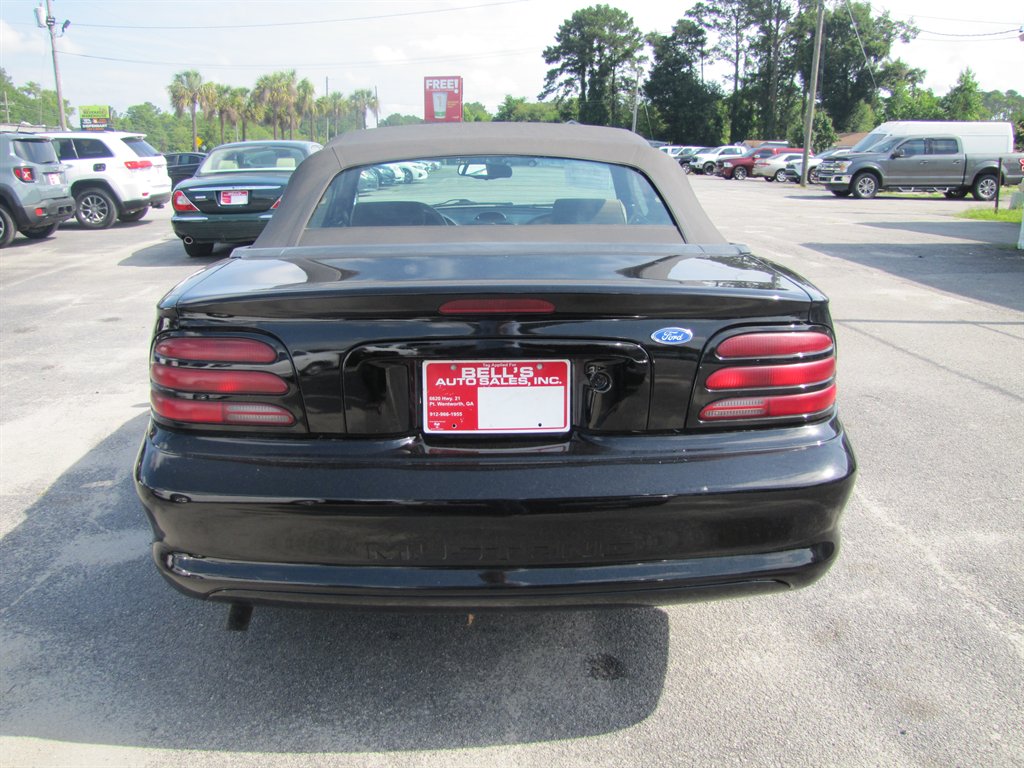 1995 Ford Mustang - $6,995