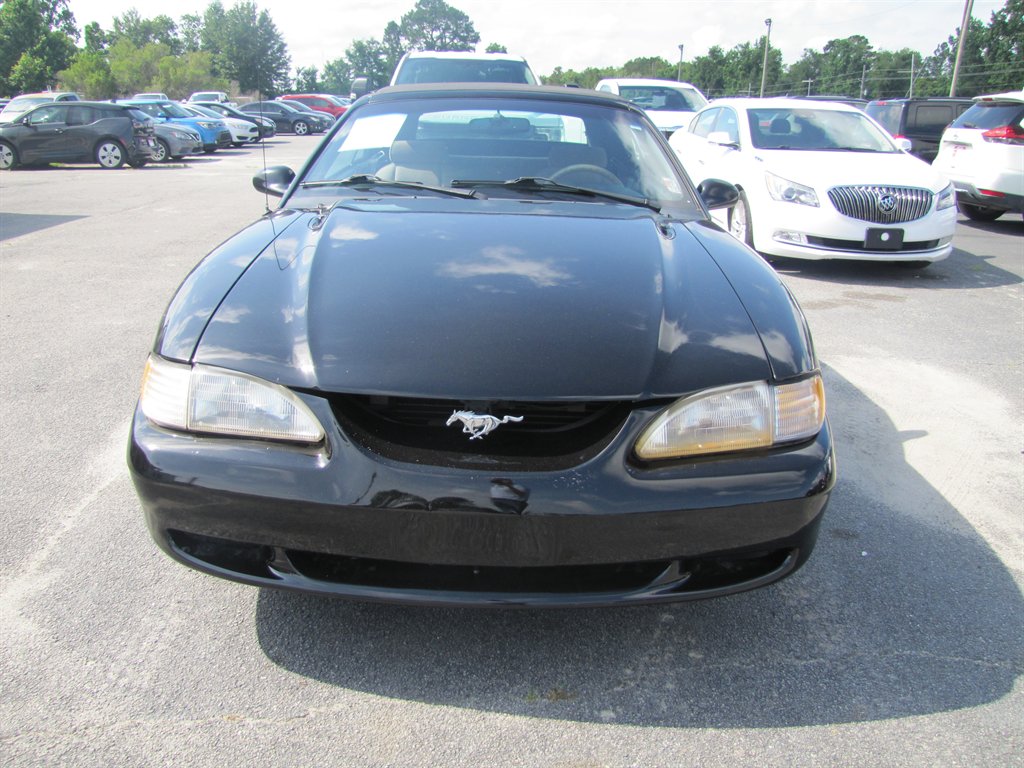 1995 Ford Mustang - $6,995