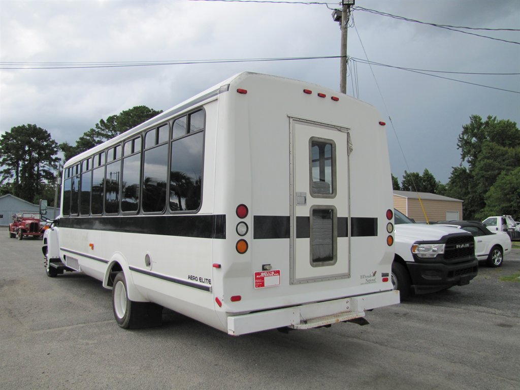 2005 Chevrolet C5 - $11,995