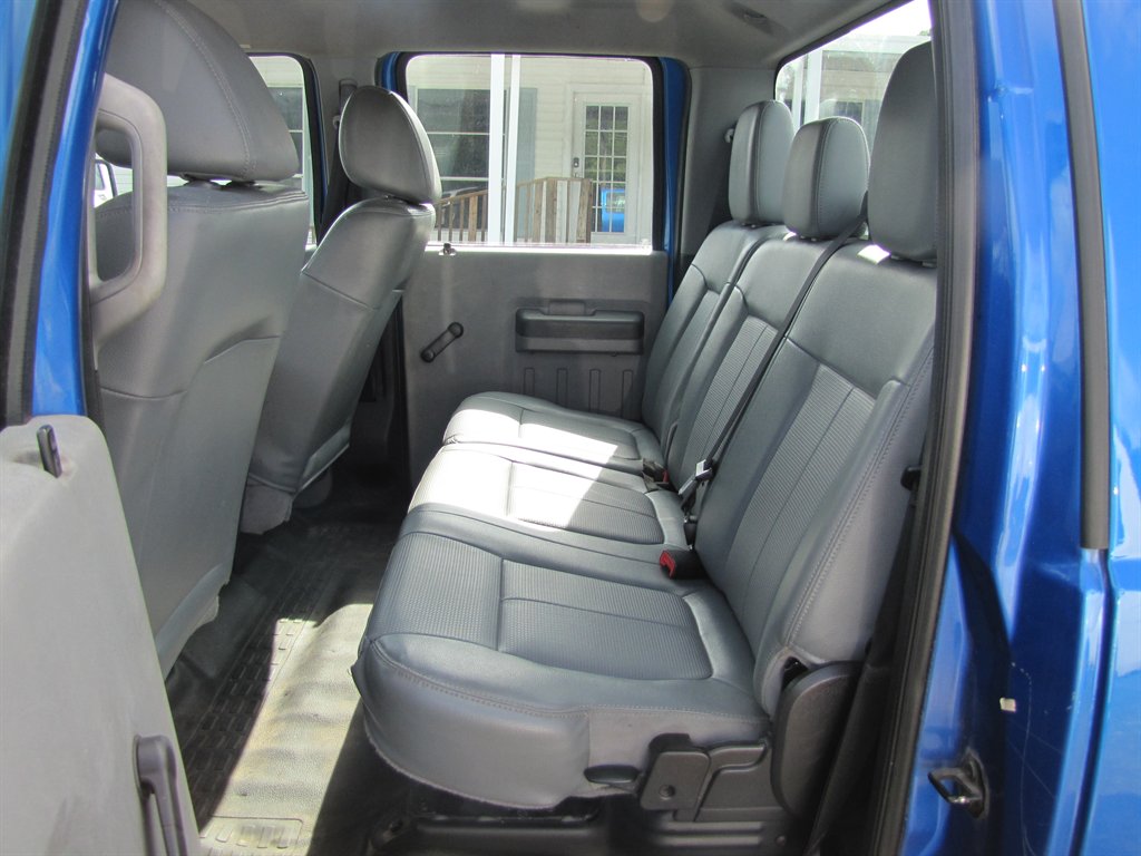 2016 Ford F350 - $17,995