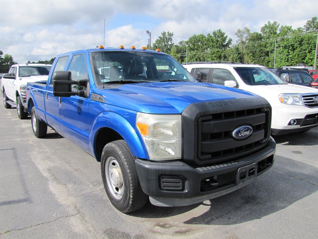 2016 Ford F350 - $17,995