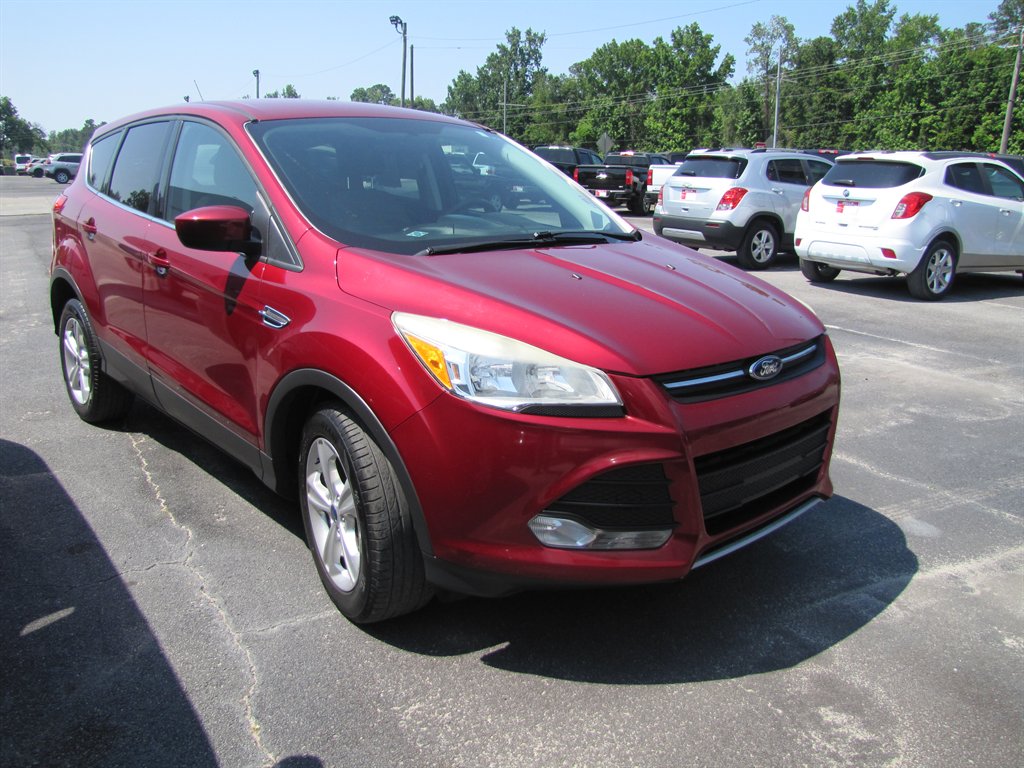 2013 Ford Escape - $6,995