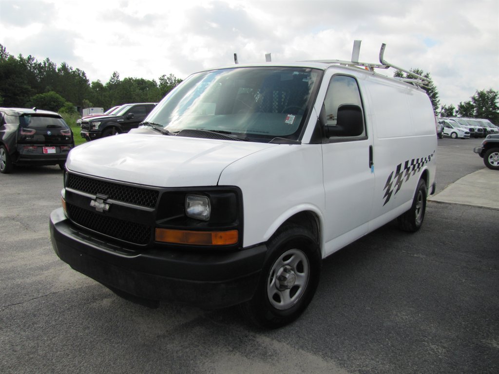 2006 Chevrolet Express - $4,995