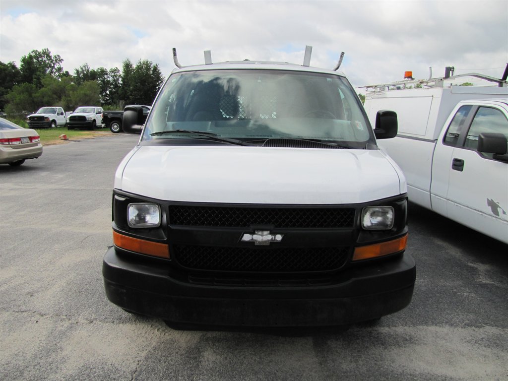2006 Chevrolet Express - $4,995