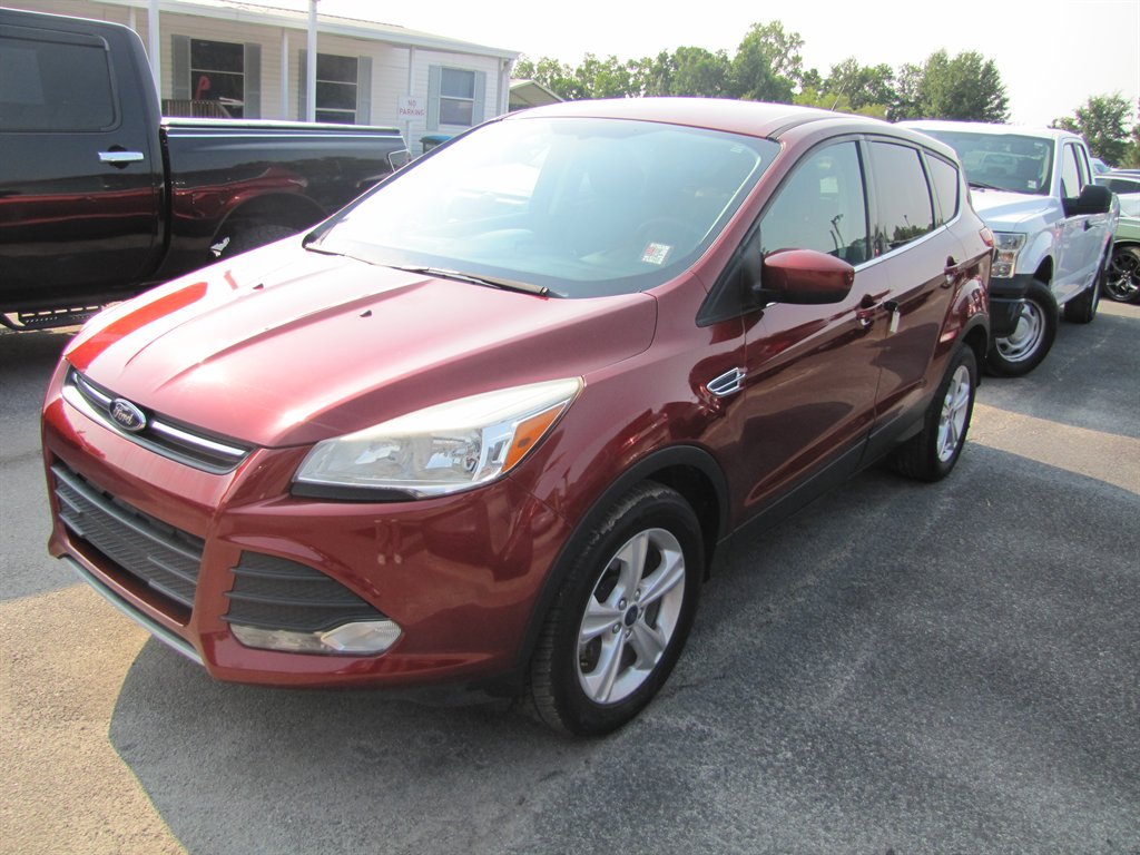 2015 Ford Escape - $7,995