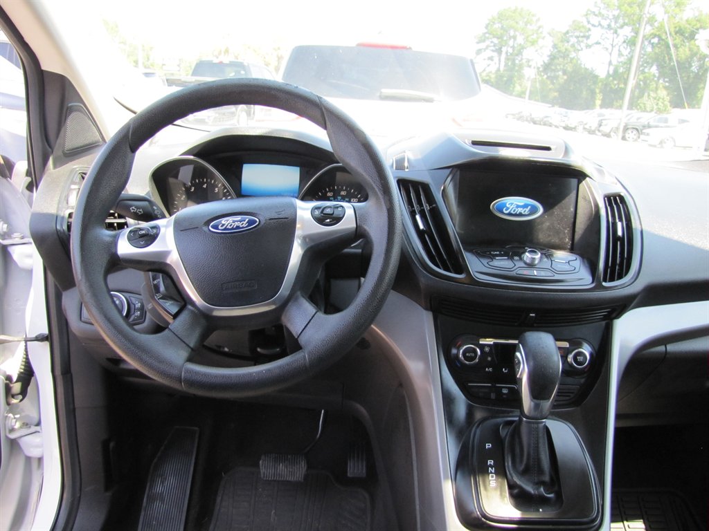 2016 Ford Escape - $5,995