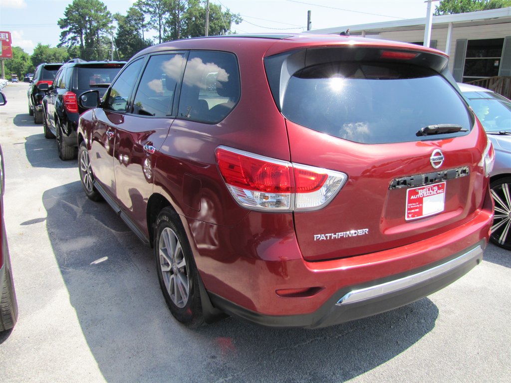 2014 Nissan Pathfinder - $6,995