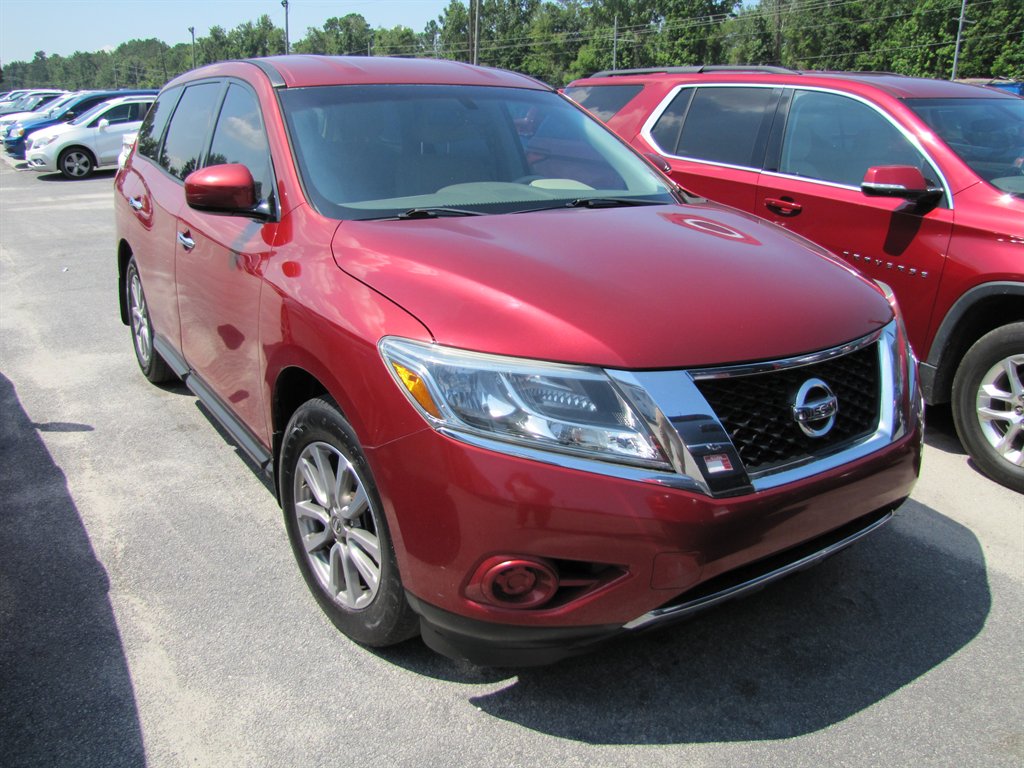 2014 Nissan Pathfinder - $6,995
