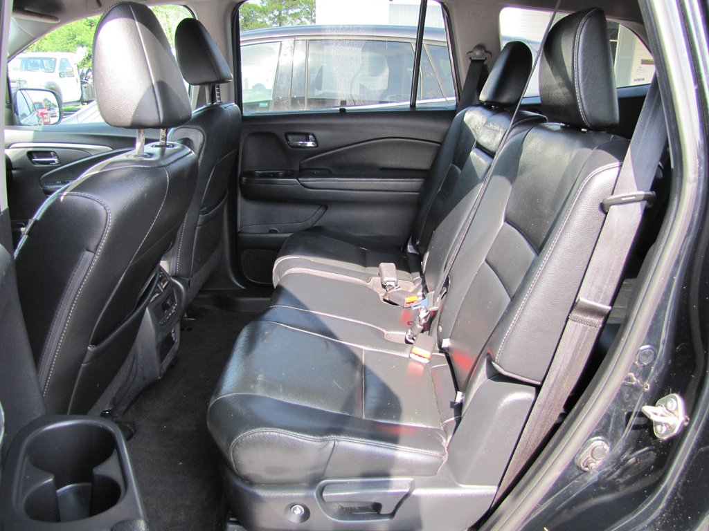 2019 Honda Pilot - $13,995
