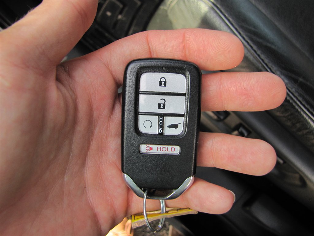 2019 Honda Pilot - $13,995