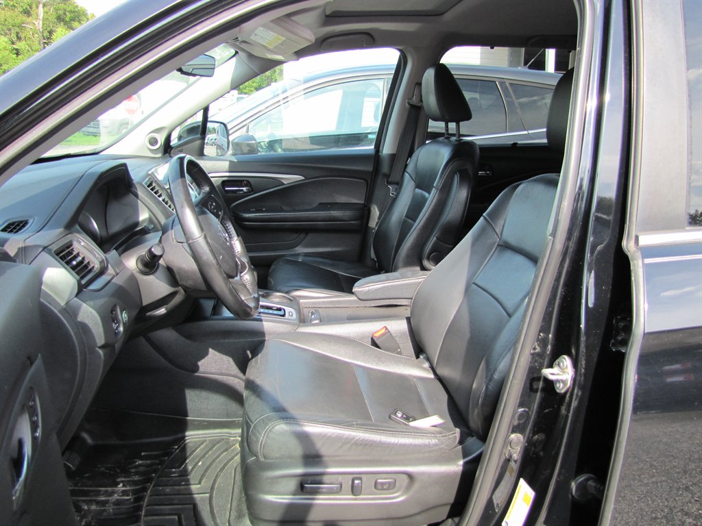 2019 Honda Pilot - $13,995