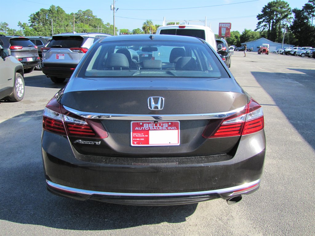 2016 Honda Accord - $16,995