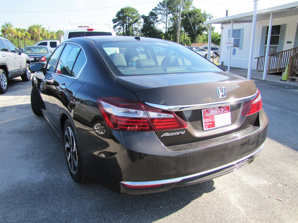 2016 Honda Accord - $16,995