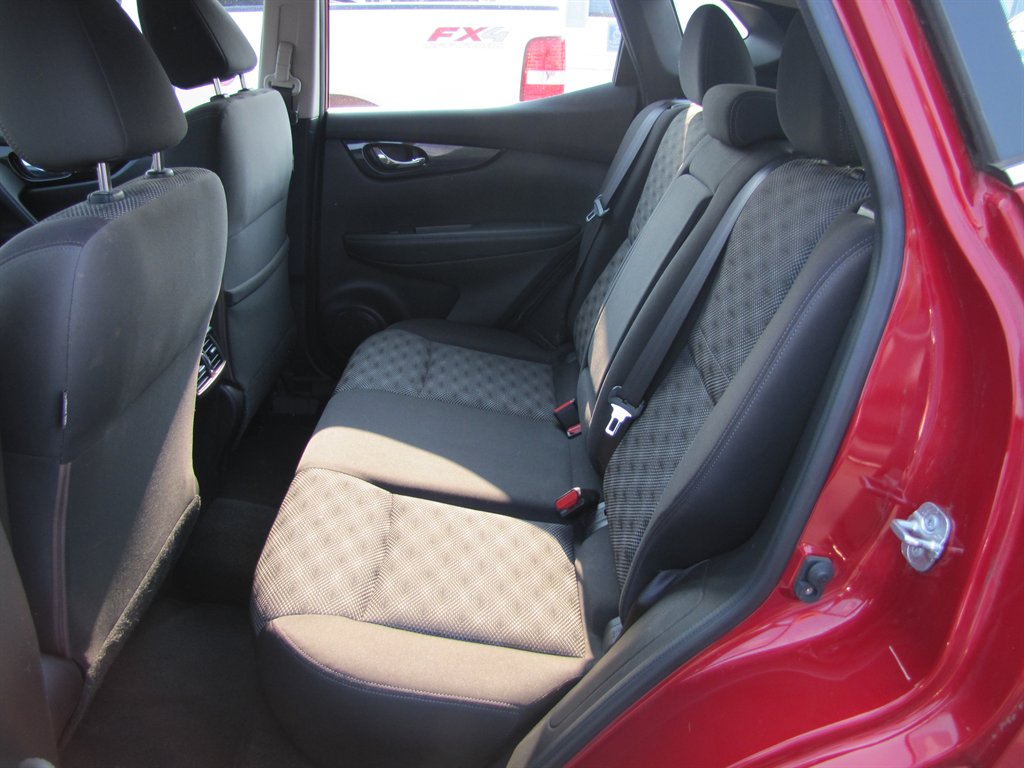 2017 Nissan Rogue - $7,995