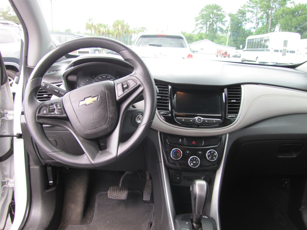 2021 Chevrolet Trax - $10,495