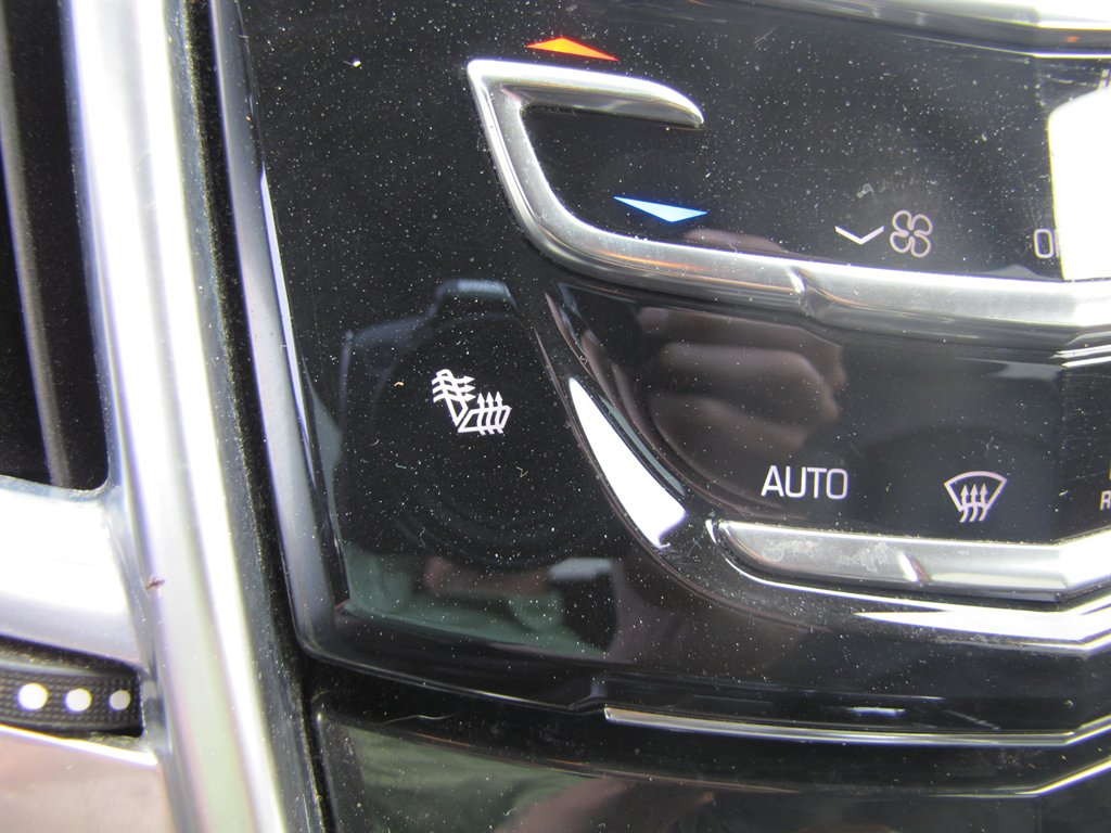 2014 Cadillac SRX - $9,495