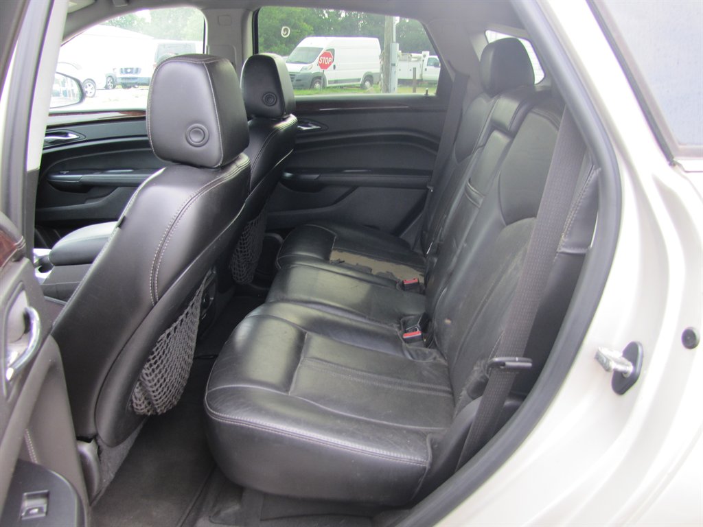 2014 Cadillac SRX - $9,495