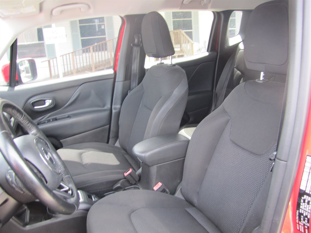 2018 Jeep Renegade - $12,495
