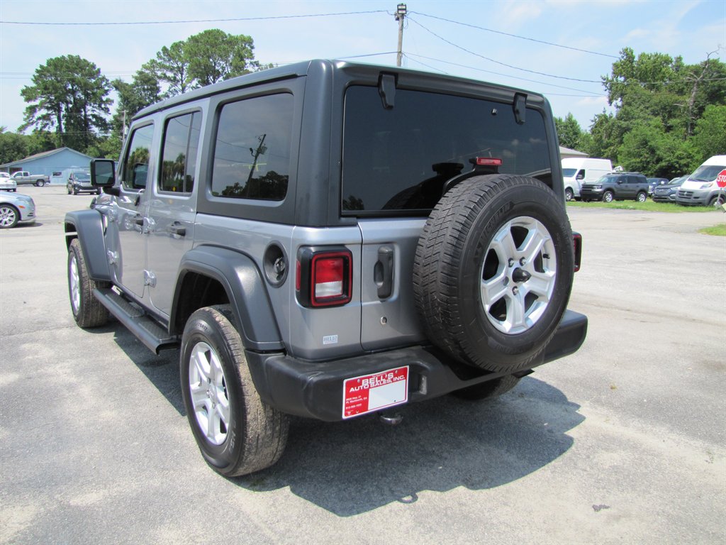2019 Jeep Wrangler - $22,995