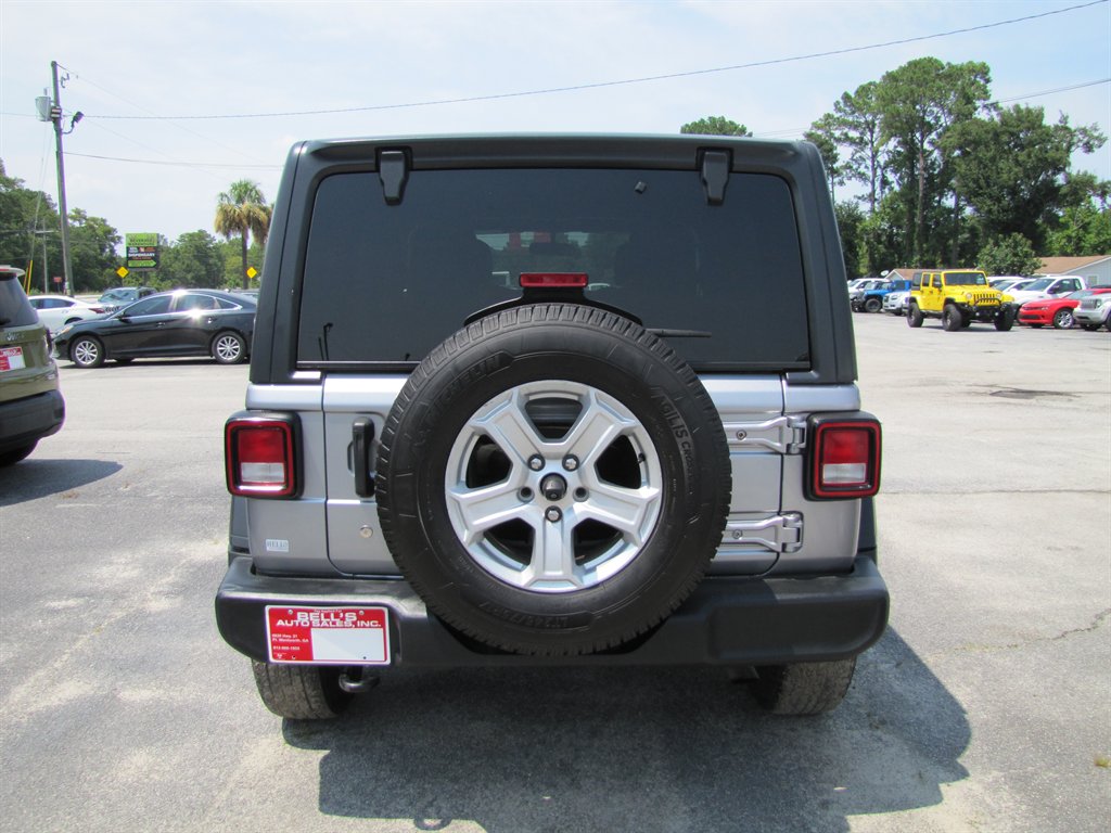 2019 Jeep Wrangler - $22,995