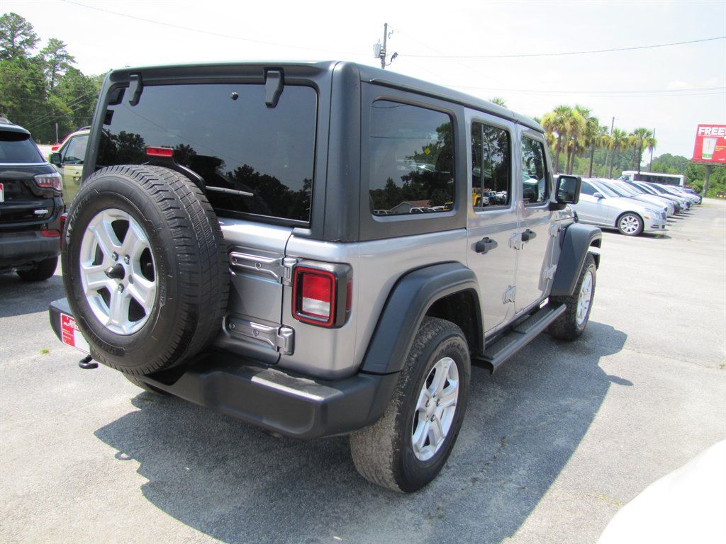 2019 Jeep Wrangler - $22,995