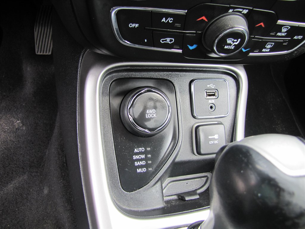 2018 Jeep Compass - $9,995