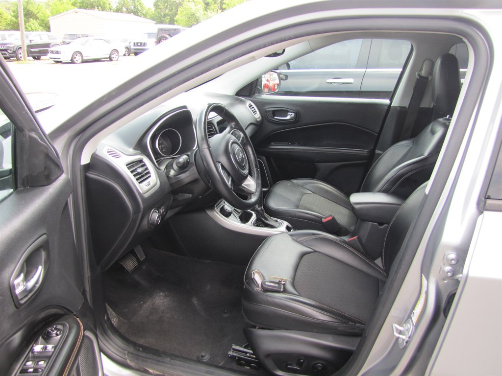 2018 Jeep Compass - $9,995