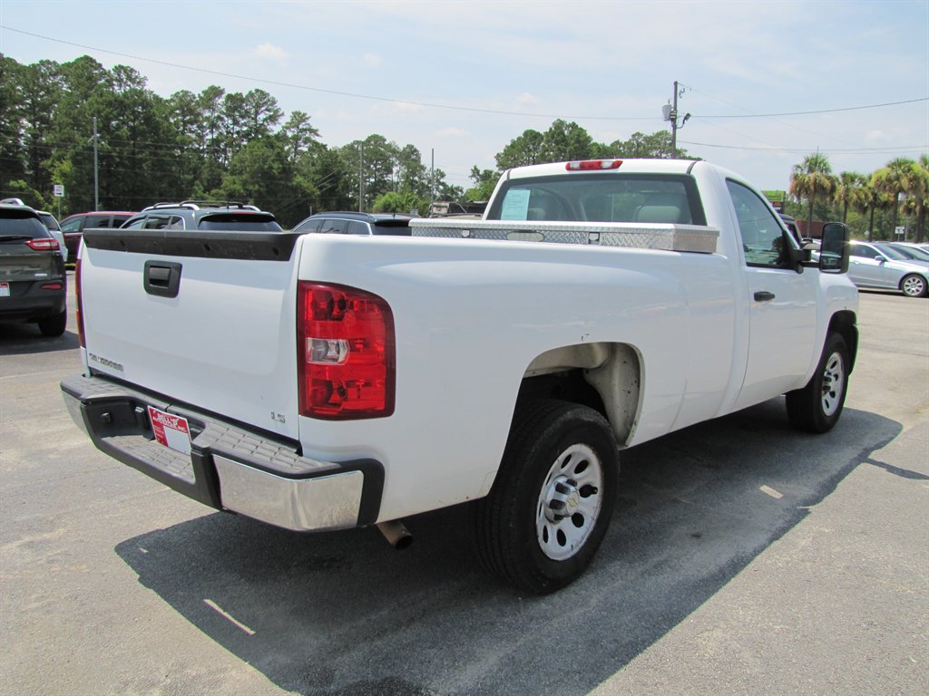 2013 Chevrolet Silverado 1500 - $7,995