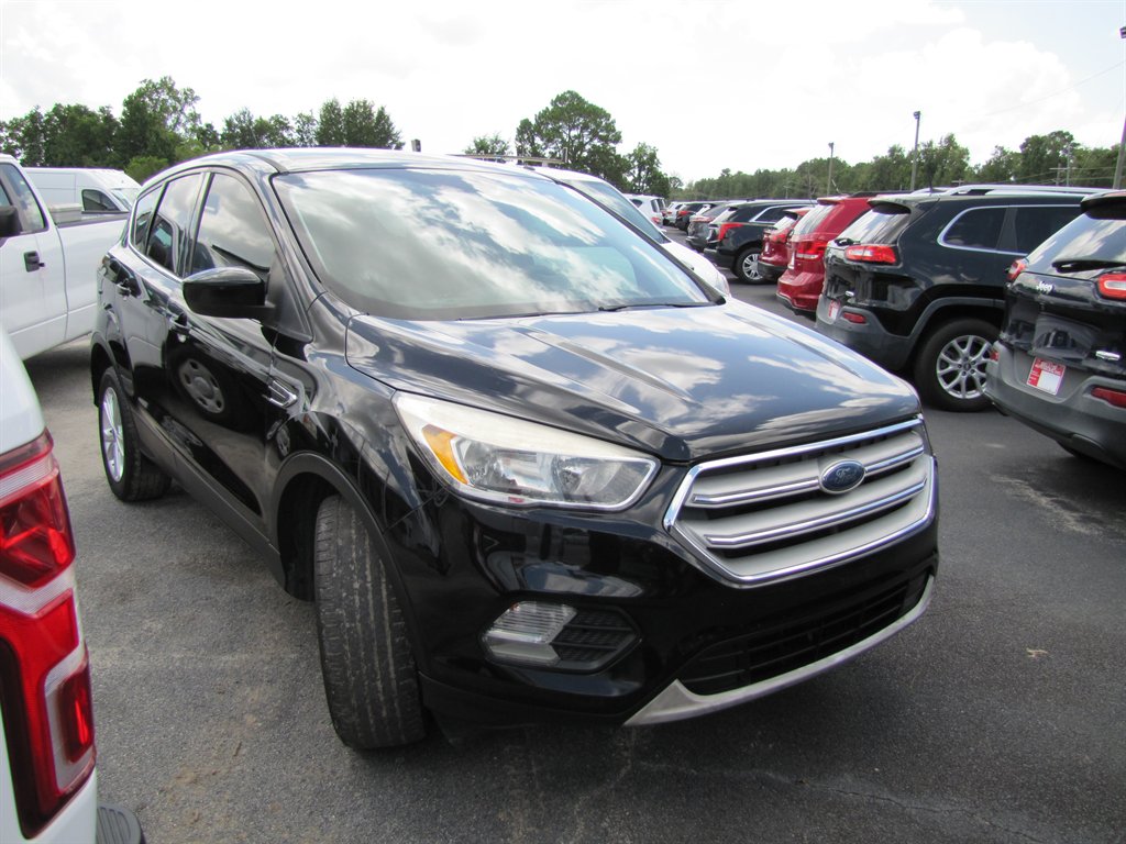 2019 Ford Escape - $9,995
