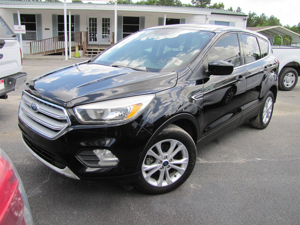 2019 Ford Escape - $9,995