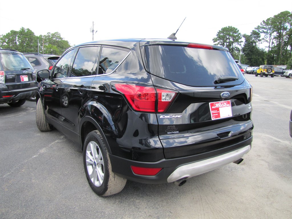 2019 Ford Escape - $9,995