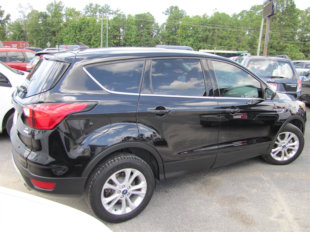2019 Ford Escape - $9,995